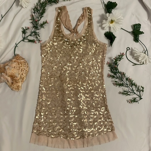 Elegant Gold Sequins Mesh Tank top - Picture 12 of 16